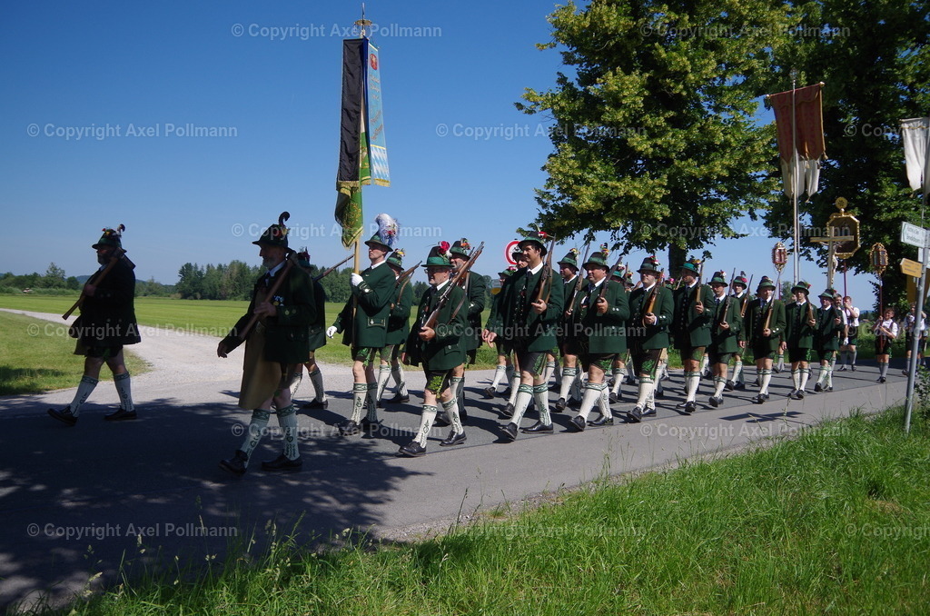 IMGP6191 | fotografiert von Axel PollmannLeonhardi Wallfahrt Benediktbeuern und Murnau, Fronleichnam, Fasching, Landschaft im Loisachtal und Benediktbeuern  - Realisiert mit Pictrs.com