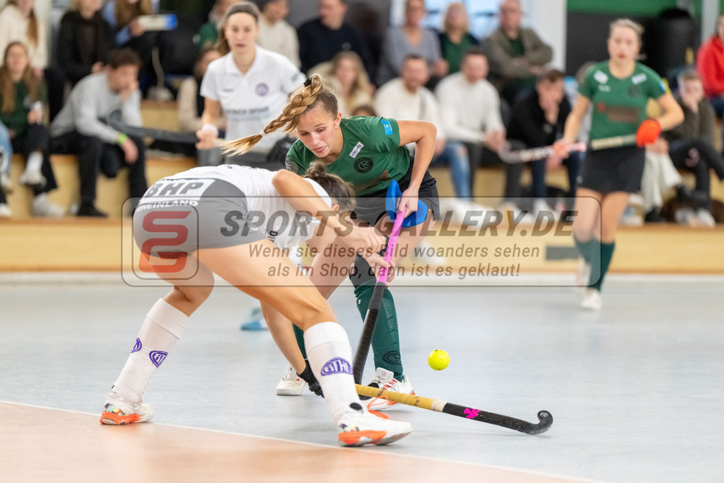 HK_20241221_100675 | 2. Bundesliga Halle Damen Club Raffelberg - Bonner THV am 21.12.2024 Halle Raffelberg, Duisburg ,