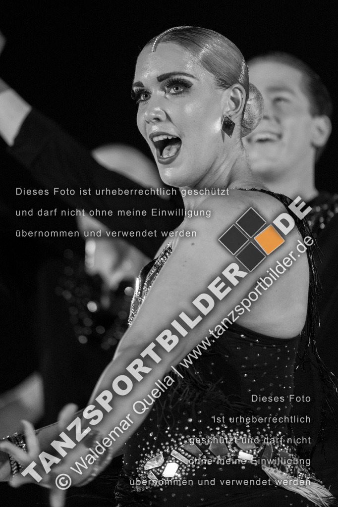 20250504-11219 | Hier finden Sie Tanz Bilder vom Latein und Standard Formationen tanzen. Sportbilder vom Tanzsport. Schöne Fotos und von Weltmeisterschaft, Europameisterschaft, Bundesliga, Regionalliga, Oberliga und Landesliga sowie von GOC Stuttgart, DanceComp, WM Bremen