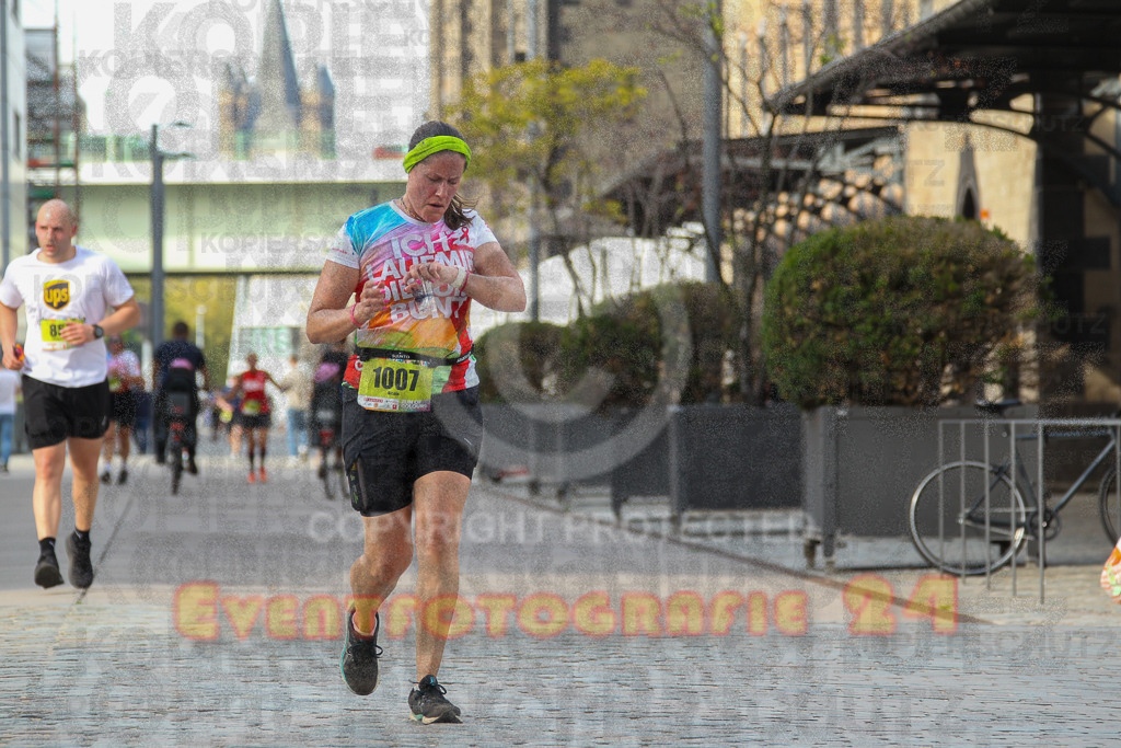 250920_1539_EV4_9393 | Sportfotografie im Rhein-Sieg Kreis, Köln, Bonn, NRW, Rheinland Pfalz, Hessen, etc. Unser Tätigkeitsfeld umfasst den Laufsport vom Volkslauf über den Marathon, Duathlon, Triathon bis zum Ultralauf wie Kölnpfad Ultra oder Schindertrail.