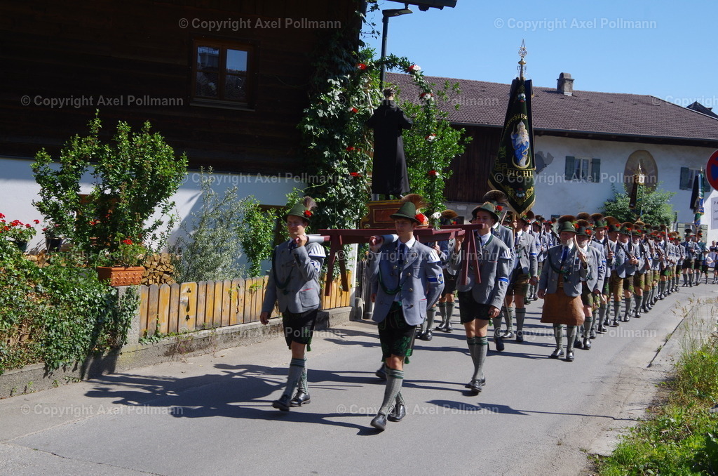 IMGP5576 | fotografiert von Axel PollmannLeonhardi Wallfahrt Benediktbeuern und Murnau, Fronleichnam, Fasching, Landschaft im Loisachtal und Benediktbeuern  - Realisiert mit Pictrs.com