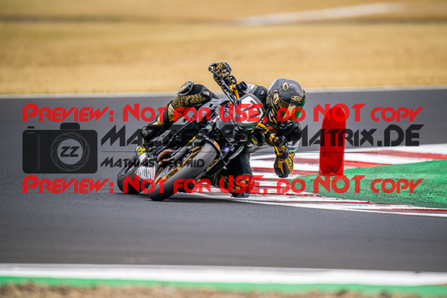 MaZZes_FotoMatrix_220624_1739 | TWINCUP