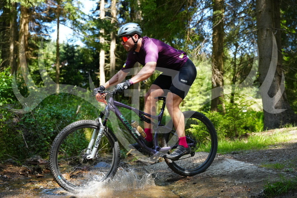 FC101672 | Fotogalerie der Treibjagd im Dunkelwald - Dein MTB Etappenrennen im Erzgebirge - Realisiert mit Pictrs.com