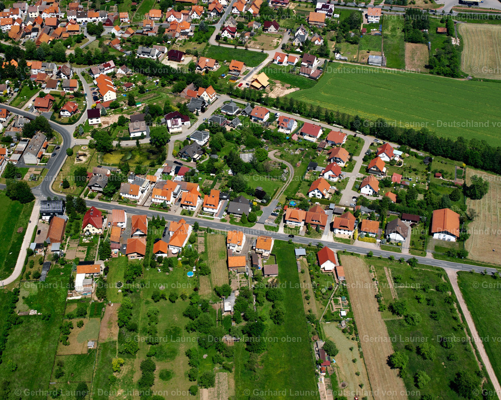 2634263 | TEISTUNGEN 09.06.2006 Wohngebiet einer Einfamilienhaus- Siedlung  in Teistungen im Bundesland Thüringen, Deutschland // Single-family residential area of settlement  in Teistungen in the state Thuringia, Germany Foto: Gerhard Launer