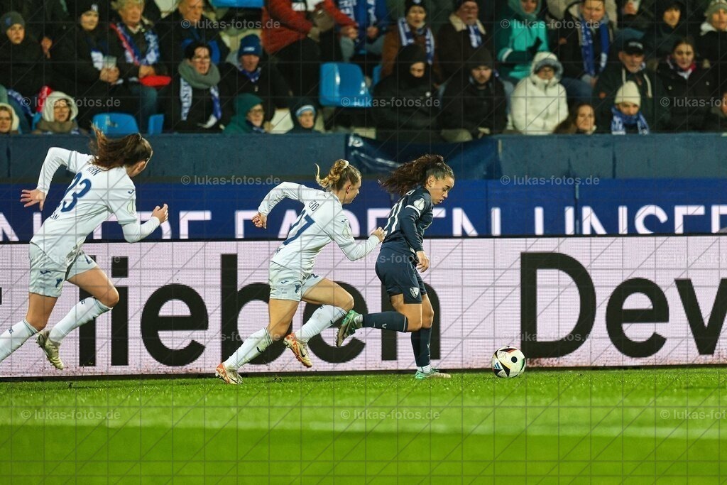 DFB-Pokal-Achtelfinale: VfL Bochum Frauen - TSG Hoffenheim 0:5 | Im Achtelfinale des DFB-Pokals der Frauen unterlag der VfL Bochum der TSG Hoffenheim aus der 1. Bundesliga mit 0:5. - Realisiert mit Pictrs.com