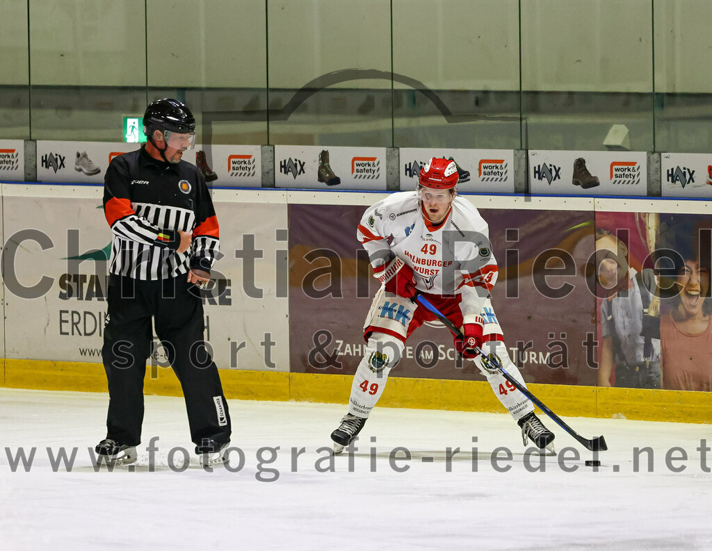 2022-11-13_097_TSV_Erding_gegen_TEV_Miesbach | Erding, Deutschland, 13.11.2022:
Eishockey, Bayernliga 2022 / 2023, 13. Spieltag, TSV Erding gegen TEV Miesbach, Endergebnis: 

Foto: Christian Riedel / fotografie-riedel.net