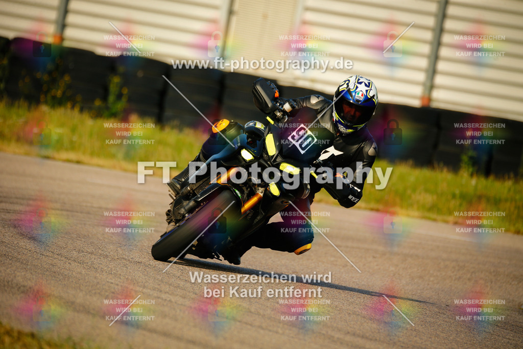 _MOT5355 | Hier findet Ihr Bilder von Touristenfahrten auf der Nürburgring Nordschleife oder von anderen Veranstaltungen die ich besucht habe. Viel Spass beim Durch Schauen 