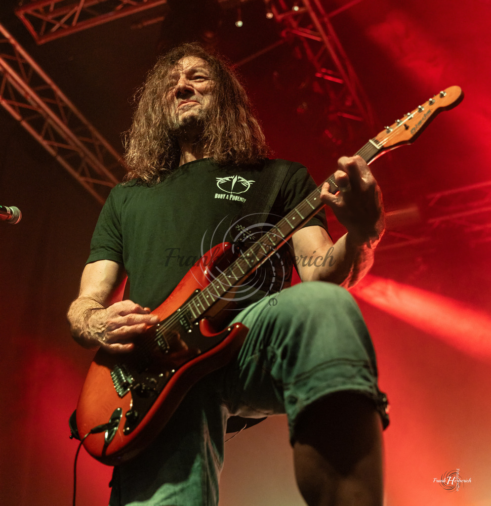 Justice 23.12.2025 | Frank Herberich Fotografie, Frank Herberich, Fotografie, Hochzeit, Portrait, St. Peter Ording, Ording, Westerhever, Nordsee, Frank Fotografie, Hardheim,  Odenwald,Walldürn, Band,Eventfotografie - Realisiert mit Pictrs.com