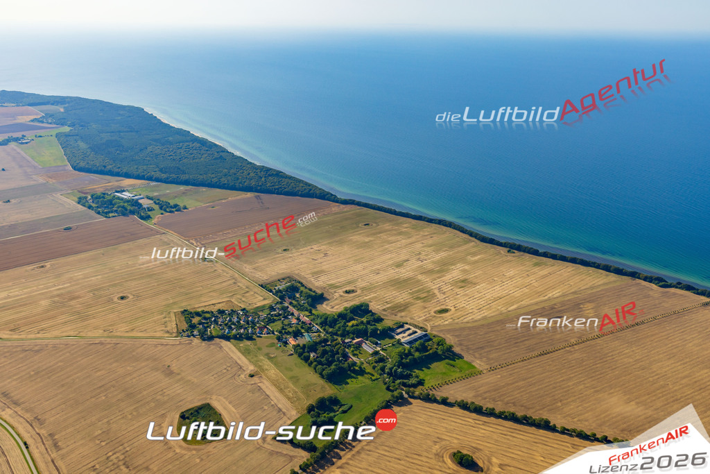 Luftaufnahme  Putgarten - Die Luftaufnahme wurde 2025 vom UL-Flugzeug heraus erstellt ( ohne Drohne ) - Hochauflösende Luftaufnahme - für professionelle Ausdrucke geeignet. Die Geschenkidee !Mit Lizenz und Bildrechte bestellbar