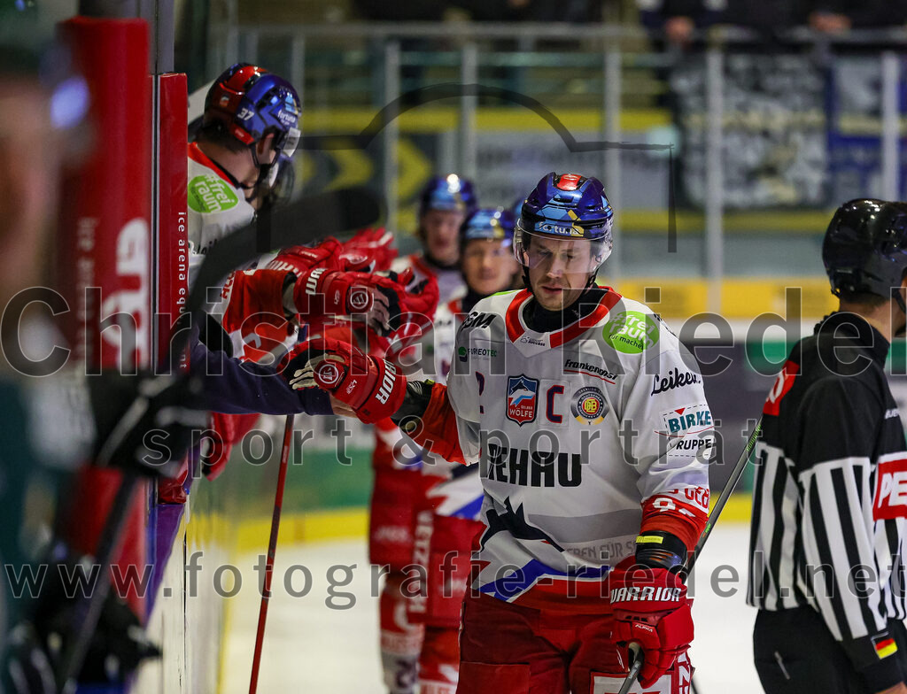 2026-01-18_132_TSV_Erding_gegen_Selber_Woelfe | Erding, Deutschland, 18.01.2026:Eishockey, Oberliga Süd 2025 / 2026, 38. Spieltag, TSV Erding gegen Selber Wölfe, Endergebnis: 2:3 n.V.Foto: Christian Riedel / fotografie-riedel.net