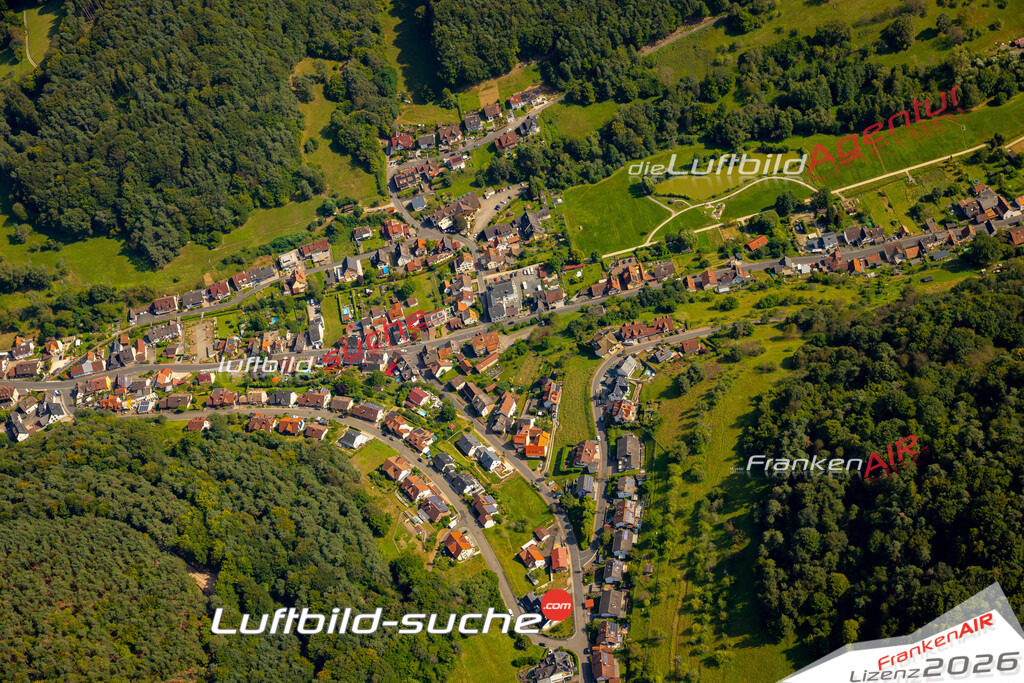 Das Luftbild zeigt :  Heimbuchenthal - Die Luftaufnahme wurde 2024 vom UL-Flugzeug aus erstellt ( keine Drohne ) - Hochauflösende Luftaufnahme - Für grossformatige Ausdrucke geeignet. Die Geschenkidee !Mit Lizenz und Bildrechte bestellbar