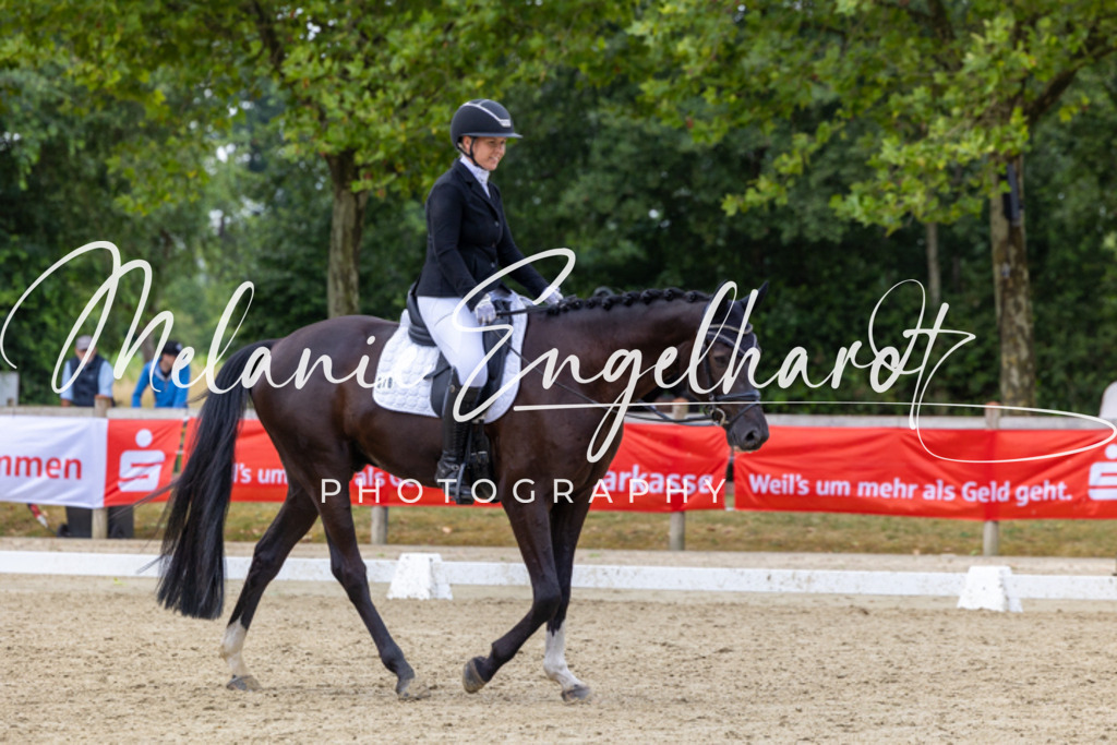 7I8A6081 | melanie-engelhardt-photography - Realisiert mit Pictrs.com