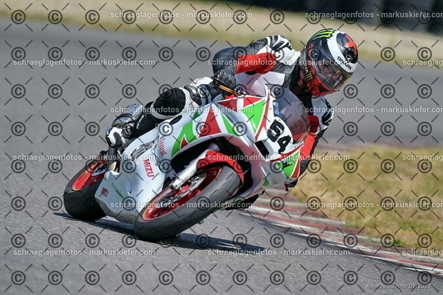 25bt04-1119 | markuskiefer.com - Realisiert mit Pictrs.com