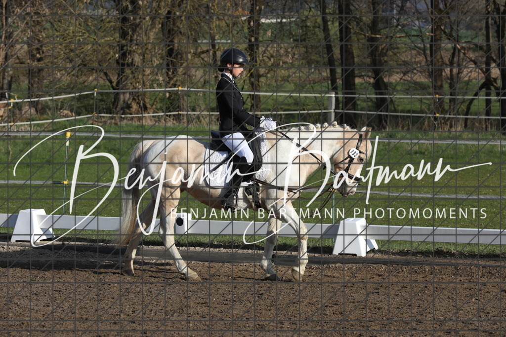 AZ2A2505 | Benjamin Bartmann Photomoments