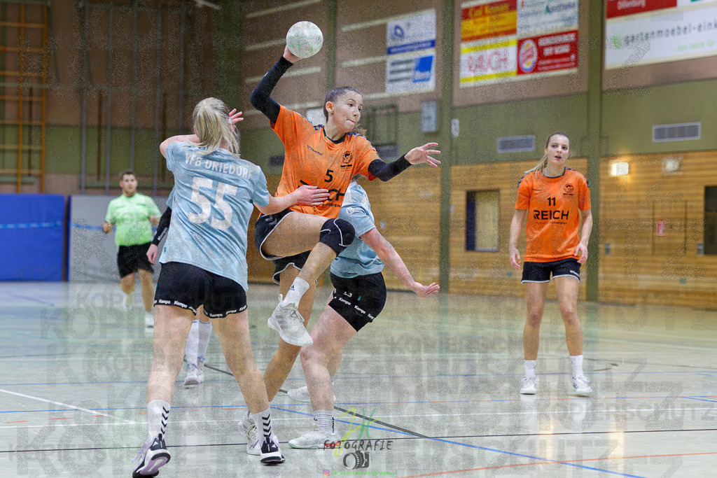 Bezirksliga weibl. A-Jugend; HSG Eibelshausen/Ewersbach - VfB Driedorf | Bezirksliga weibl. A-Jugend; HSG Eibelshausen/Ewersbach - VfB Driedorf am 30.10.2025 in Eibelshausen (Holderberghalle)Photo © 2025 - Jörg Heinrich - Realisiert mit Pictrs.com