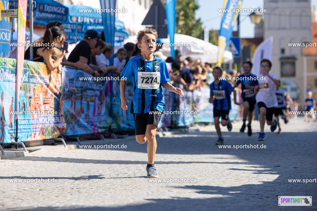 VJ__3157 | Stadtlauf Erding 2025 #stadtlauferding #erdingstadtlauf #stadtlauf_erding #laufmotivation #trisporterding #yourpictrs #sportshot_your_pictrs