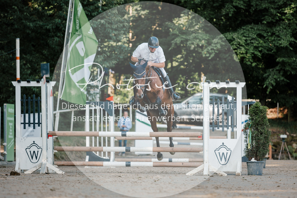 3I6A6343 | Stimmungsvolle Portraits und Reitsportfotografie im Ruhrgebiet und im Münsterland.

Pferdefotografie, Hundefotografie, Tierfotografie, Reportagen, Portraits von Tier und Mensch, Turnierfotografie in Bochum, Recklinghausen, Marl, Haltern am See, Dülmen.. - Realisiert mit Pictrs.com