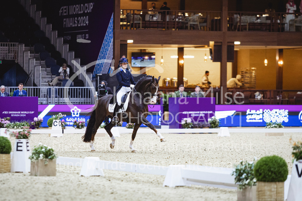 240417_Riyadh_Dressage-126 | Deine schönsten Turniermomente als professionelle Fotos! Entdecke hochwertige Pferdesport-Fotografie im Online-Shop. Jetzt Fotos finden & bestellen!