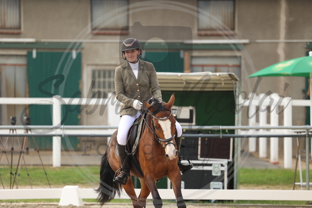 994A7870 | sabrinanicolaifotografie - Realisiert mit Pictrs.com