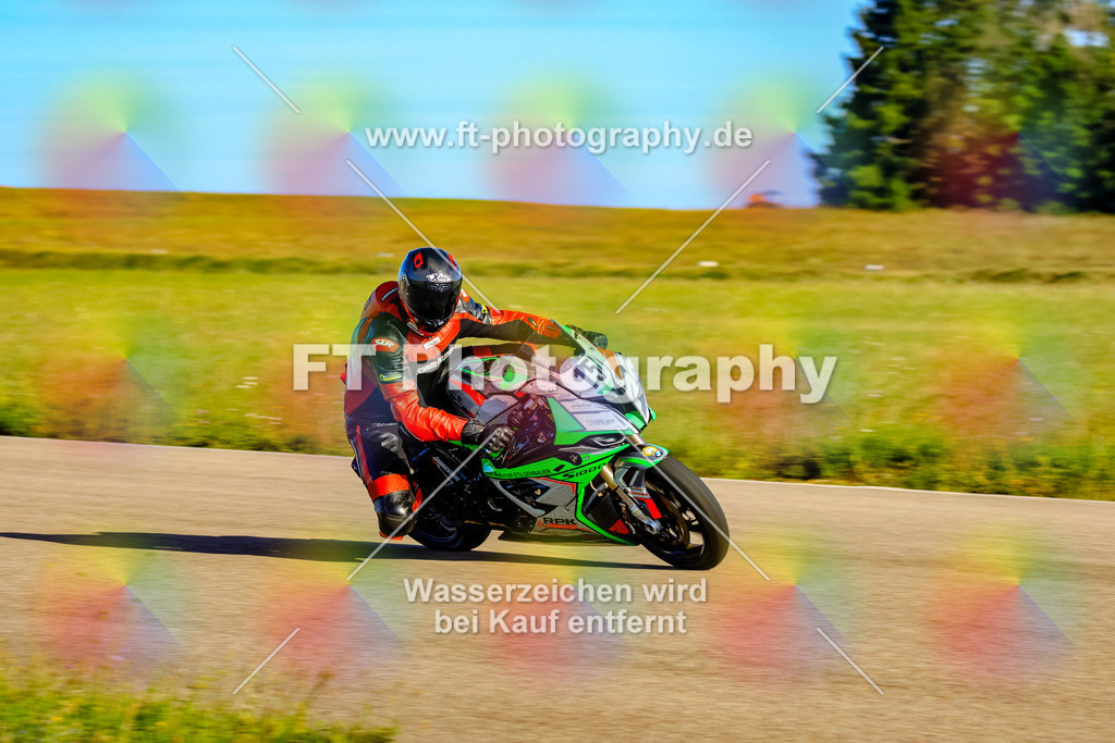 015-1388 | Hier findet Ihr Bilder von Touristenfahrten auf der Nürburgring Nordschleife oder von anderen Veranstaltungen die ich besucht habe. Viel Spass beim Durch Schauen 