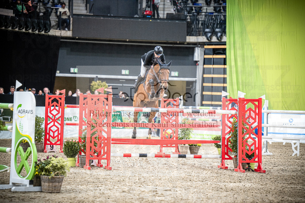 DOS_2055 | Entdecke hochwertige Reitturnierfotos von Foto Oger. Professionell, emotional und authentisch – jetzt Lieblingsmomente im Shop bestellen.Deutschlandweite Turnierfotografie. - Realisiert mit Pictrs.com