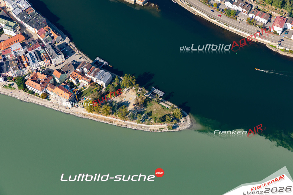 Die Luftbildaufnahme Dreifluesseeck - Passau wurde 2020 mittels Flugzeug (keine Drohne) erstellt. Perfekte Schärfe und Druck- Ergebnisse- Garantiert!