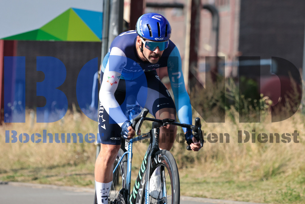 SES_DEUTOU20250820-72 | bond - Realisiert mit Pictrs.com