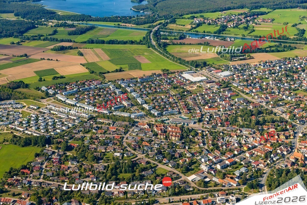 Luftaufnahme von  Hilpoltstein - Die Luftaufnahme wurde 2025 vom UL-Flugzeug heraus erstellt ( keine Drohne ) - Hochauflösende Luftaufnahme - für professionelle Ausdrucke geeignet. Die Geschenkidee !Mit Lizenz und Bildrechte bestellbar