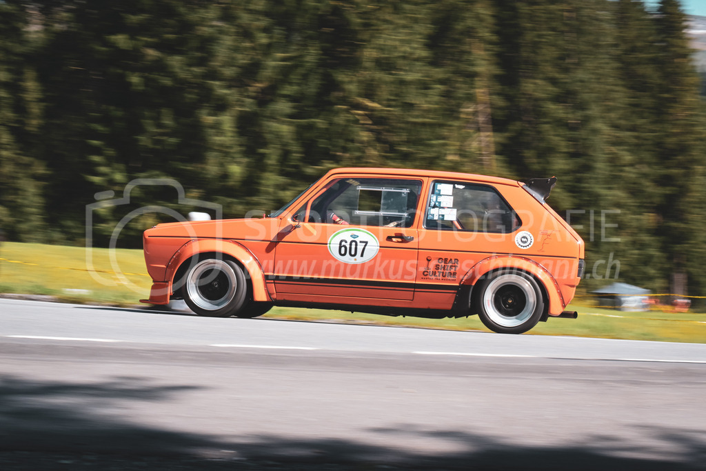 21. Arosa ClassicCar 2025 - 6. =September= 2025 | Jean-Philippe Tripet aus Laax (SUI) in einem VW Golf 1 aus dem Jahre 1983 mit Startnummer 607 am Arosa ClassicCar 2025 in der Kategorie Demo..@arosaclassiccar, @arosa.official, #arosaclassiccar, #arosa, #76curves, #classiccarBild: Sportfotografie Markus Aeschimann | www.markus-aeschimann.ch - Realisiert mit Pictrs.com