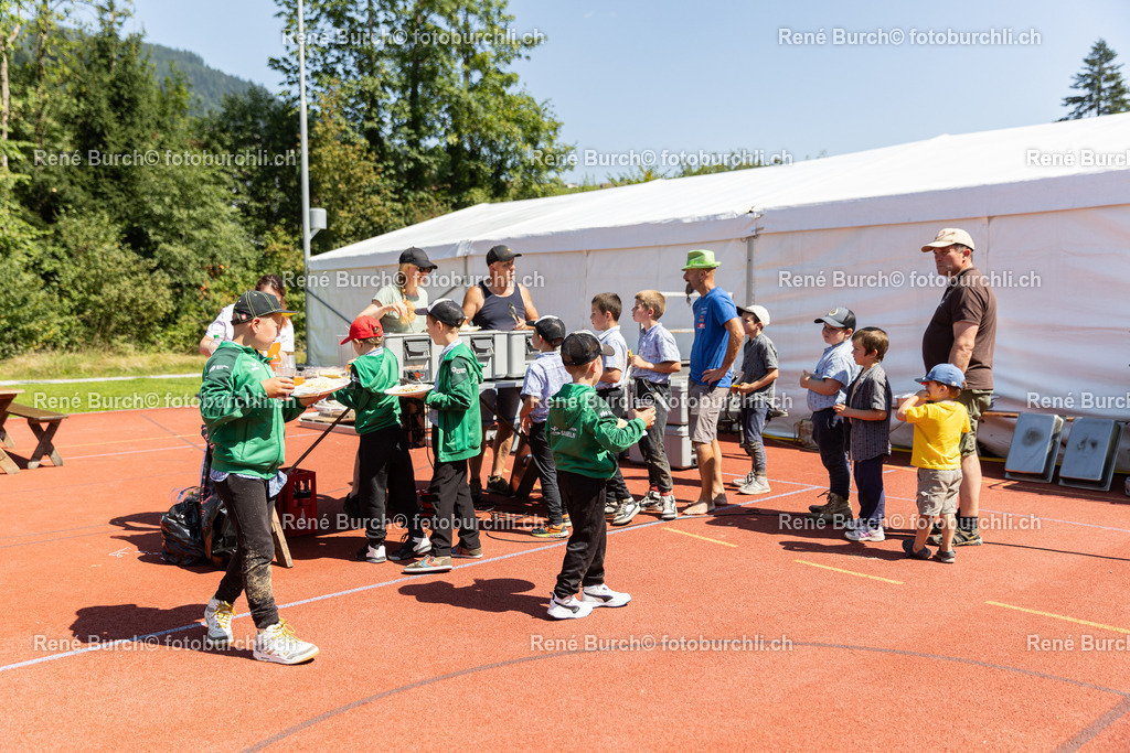 602A0318 | René Burch leidenschaftlicher Fotograf aus Kerns in Obwalden.  Hier finden sie Sport, Landschaft und Natur Fotografie.
 - Realisiert mit Pictrs.com