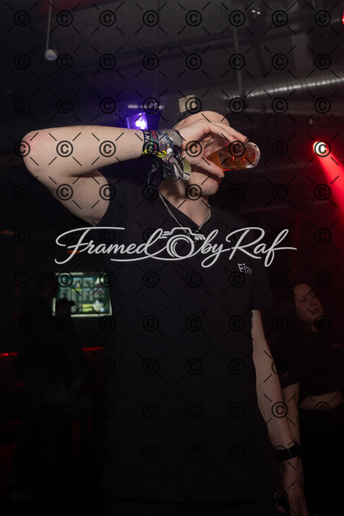 Try_a_little_harder_17.04.2026-24 | Professioneller Online-Store für hochwertige Fotografie: Entdecke einzigartige Bilder aus Street, Events und Lifestyle. Sichere dir exklusive Prints und digitale Downloads in bester Qualität für dein Zuhause oder Projekte. - Realisiert mit Pictrs.com
