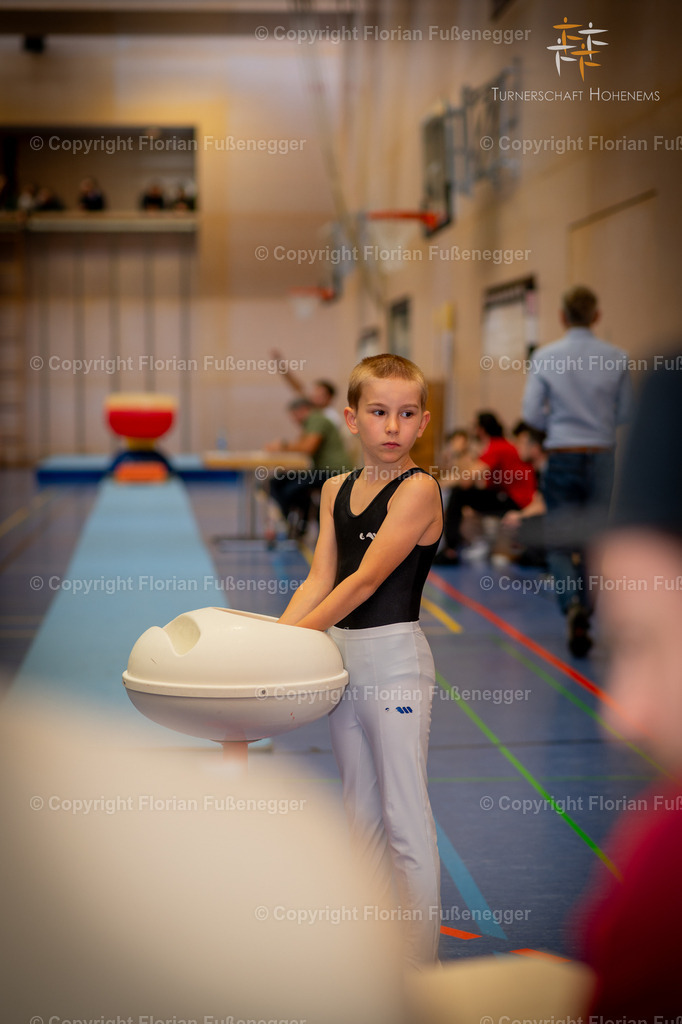 Promo-253 | "Fussifoto.com – Ihr Ansprechpartner für hochwertige Fotografie! Entdecken Sie kreative Bilder und professionelle Dienstleistungen. Kontaktieren Sie uns für Ihre Projekte!"