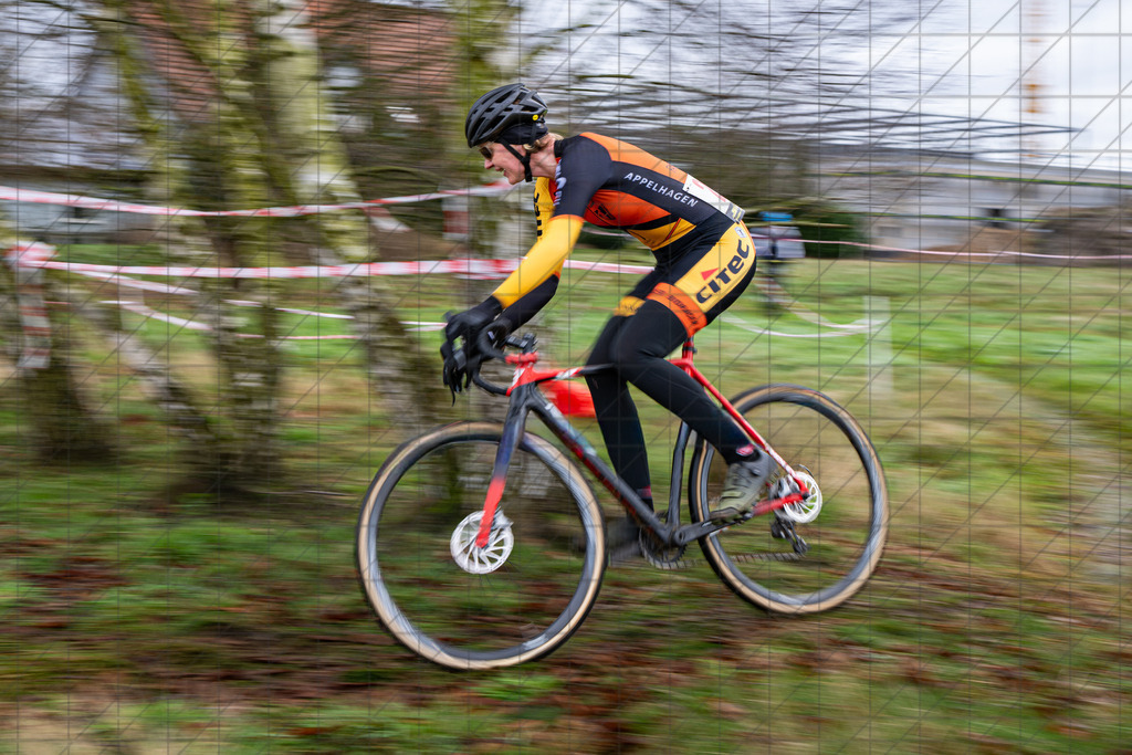 26. Stadler Weser-Ems Cup 2025/2026 - Silvestercross Melle | 31.12.25: 26. Stadler Weser-Ems Cup 2025/2026 - Silvestercross Melle / Melle / Deutschland  //   CREDIT:www.bullenfotos.de, Martin König, Hörner Weg 40, D-49078 Osnabrück, +4917663732967 // Nutzung und Weitergabe nur zu den vereinbarten Zwecken. Presseanfragen an Ersteller. Alle Rechte beim Ersteller. Honorierung nach MFM. - Realisiert mit Pictrs.com