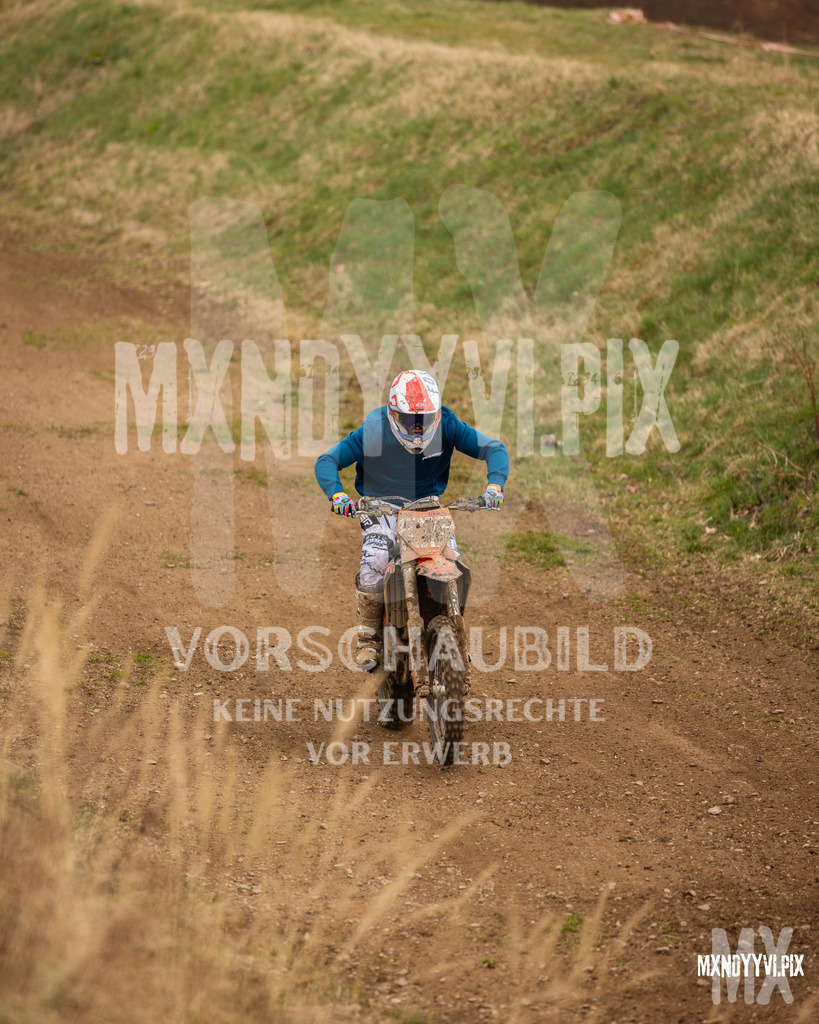 866A0840 | mxndyyvipix
