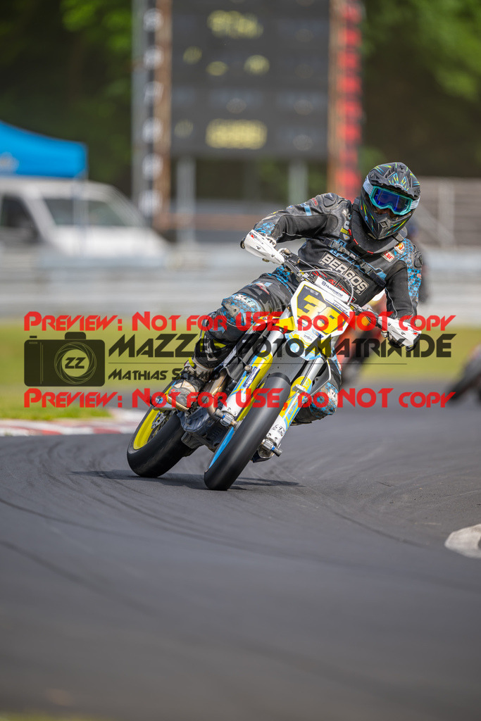 MaZZes-Fotomatrix-20260508-52663 | G4