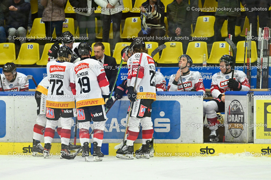 EC IDM Wärmepumpen VSV vs. Pioneers Vorarlberg | Spielerbank Pioneers Vorarlberg, Headcoach PIONEERS VORARLBERG STANLEY DYLAN, #72 Centazzo Orrin PIONEERS VORARLBERG,#19 Gilmour Brady PIONEERS VORARLBERG, #25 Metzler Julian PIONEERS VORARLBERG, EC IDM Wärmepumpen VSV vs. Pioneers Vorarlberg, EC IDM Wärmepumpen VSV vs. Pioneers Vorarlberg am 14.12.2024 in Villach (Stadthalle Villach), Austria, (Photo by Bernd Stefan)