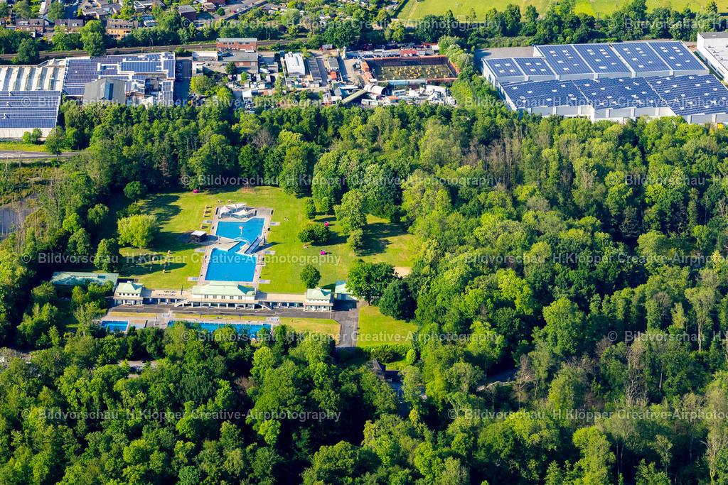 Luftbild Mönchengladbach 439A3999.CR3 | Luftbildfotografie und Luftbild Mönchengladbach Volksbad - Realisiert mit Pictrs.com