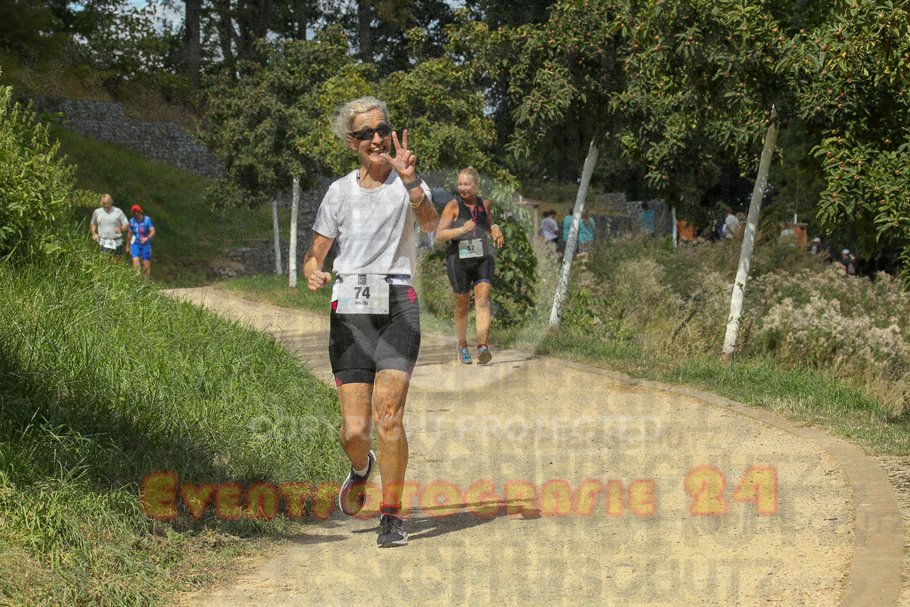 250824_1252_EX1_0779 | Sportfotografie im Rhein-Sieg Kreis, Köln, Bonn, NRW, Rheinland Pfalz, Hessen, etc. Unser Tätigkeitsfeld umfasst den Laufsport vom Volkslauf über den Marathon, Duathlon, Triathon bis zum Ultralauf wie Kölnpfad Ultra oder Schindertrail.