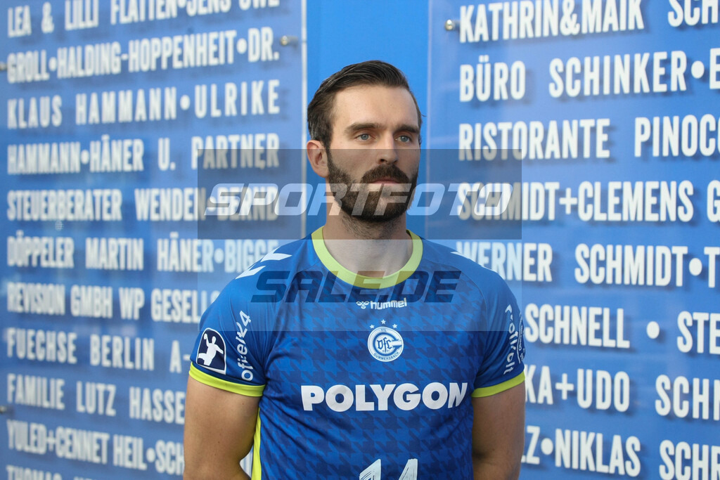 VfL Gummersbach Team 25/26 | Teitur Einarsson, VfL Gummersbach Team 25/26 - © Sportfoto-Sale (MK) - Realisiert mit Pictrs.com
