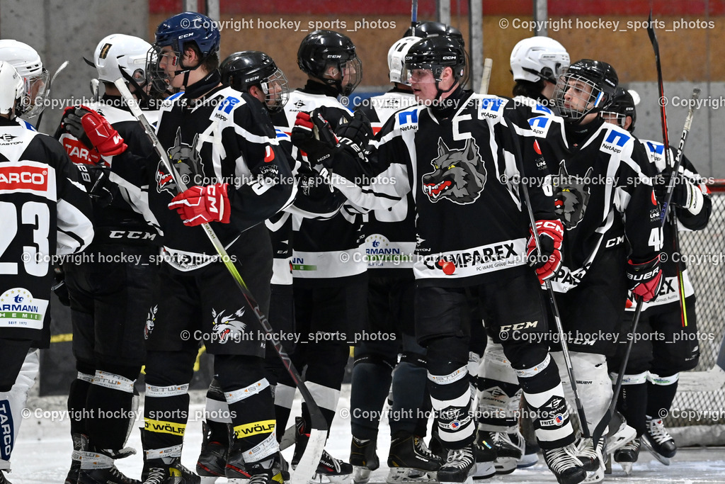 EC Tigers Paternion vs. Tarco Wölfe II | Tarco Wölfe II Mannschaft, EC Tigers Paternion vs. Tarco Wölfe II, EC Tigers Paternion vs. Tarco Wölfe II am 19.12.2024 in Spittal an der Drau (Eissportzentrum Spittal), Austria, (Photo by Bernd Stefan)