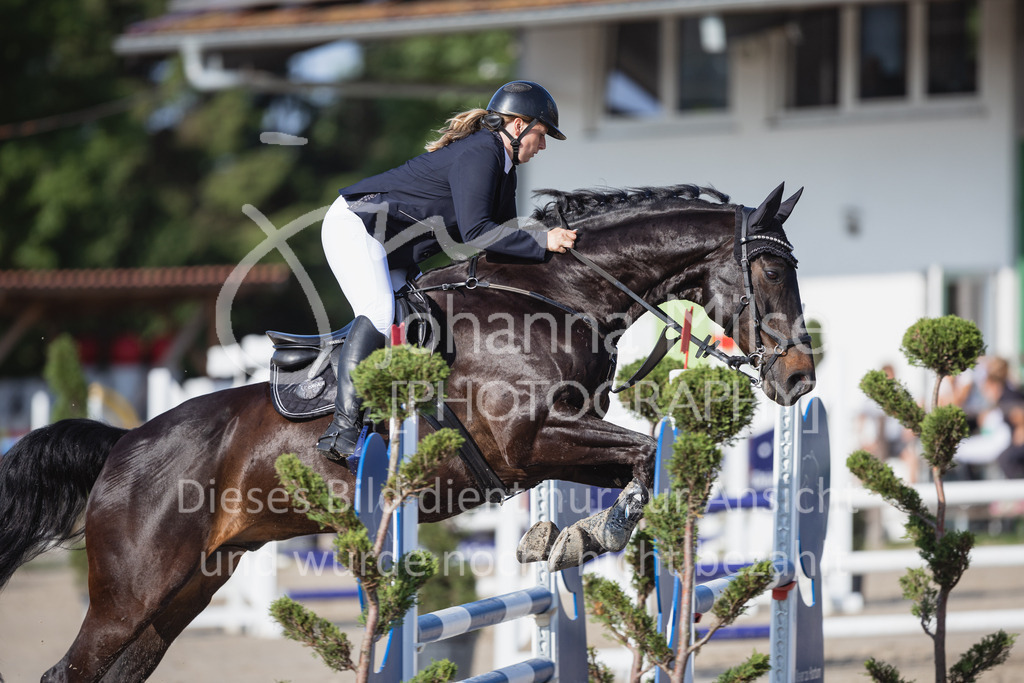 230624_PfSpTa_A2-Spr-130 | Deine schönsten Turniermomente als professionelle Fotos! Entdecke hochwertige Pferdesport-Fotografie im Online-Shop. Jetzt Fotos finden & bestellen!