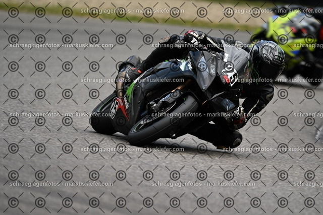 25bt02-0535 | markuskiefer.com - Realisiert mit Pictrs.com