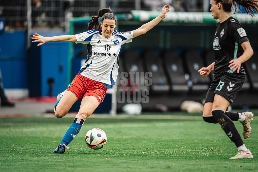 Fußball | Frauen | Saison 2024/2025  | DFB-Pokal der Frauen | Halbfinale | Hamburger SV vs. Werder Bremen | 23.03.2025 | Vildan Kardesler (#7, HSV)