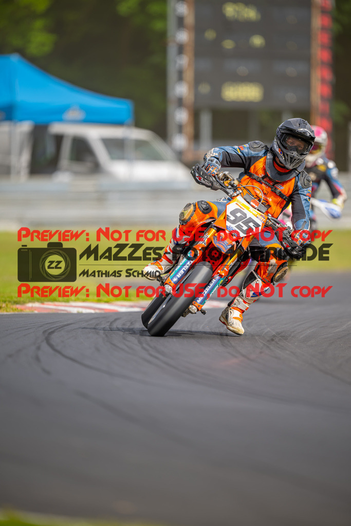 MaZZes-Fotomatrix-20260508-52636 | G4
