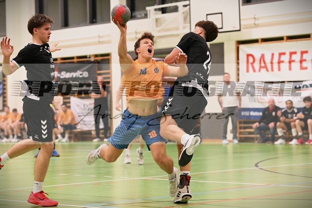 aaaaaDSC_5046 | Kaufen Sie Sportbilder im Onlineshop von Andy Scherrer Sportfotografie. Faszinierende Bilder von Sportevents aus der ganzen Schweiz. Fussball, Frauenfussball, Unihockey, Handball, Schwingen und weiteren Sportarten. - Realisiert mit Pictrs.com
