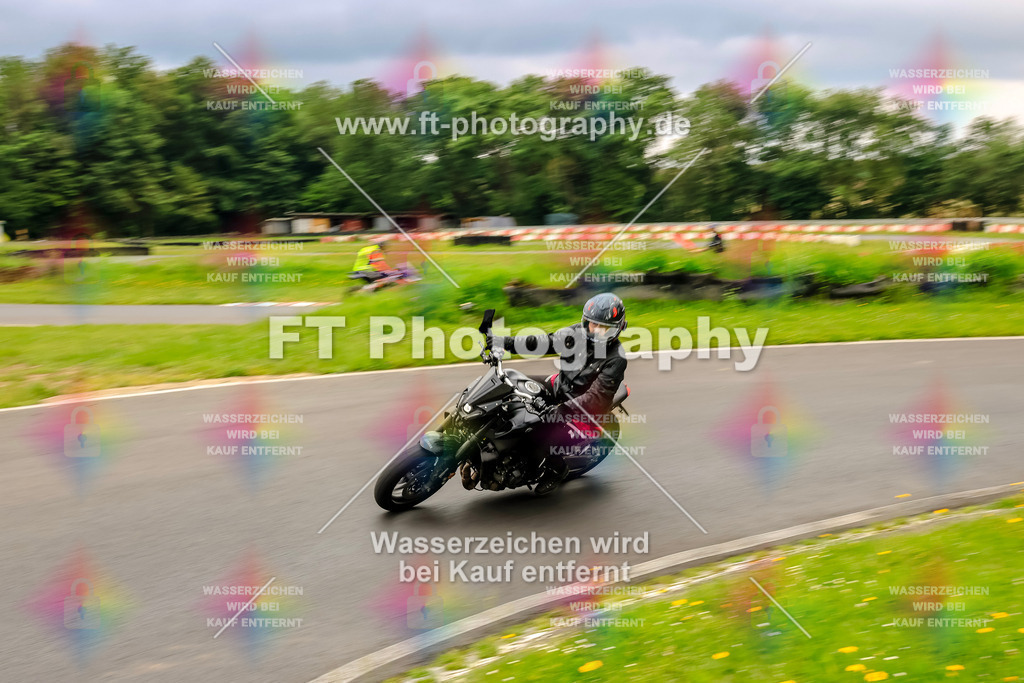 VBK-7376 | Hier findet Ihr Bilder von Touristenfahrten auf der Nürburgring Nordschleife oder von anderen Veranstaltungen die ich besucht habe. Viel Spass beim Durch Schauen 