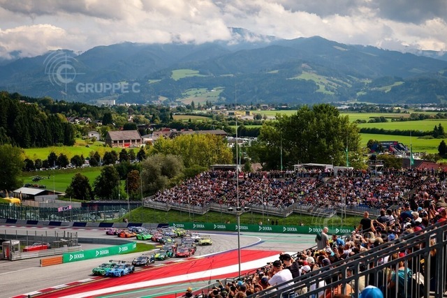 DTM725_091313322504013JS_TU | DTM, 13. + 14. Rennen Red Bull Ring by VKB-Bank 2025 - Foto: Gruppe C Photography - Realisiert mit Pictrs.com
