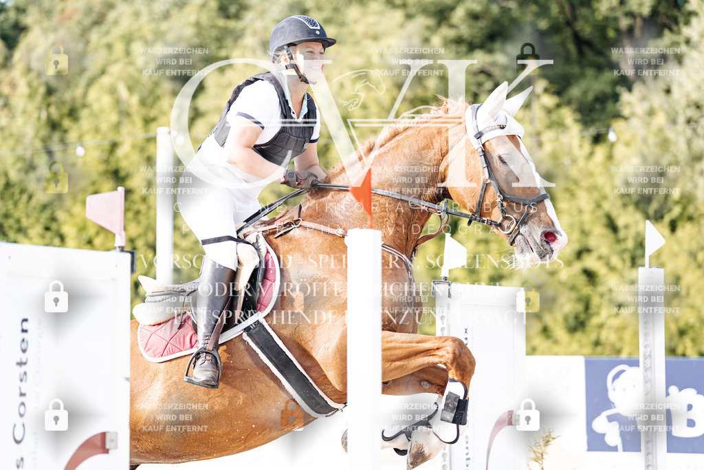 CK906701 | Turnierfotografie Pferdefotografie Trier Rheinland-Pfalz Pferdesport Reitsport Tierfotografie Sportfotografie Pferdevideo Pferdevideografie Equestrianvideography equestrianphotography  - Realisiert mit Pictrs.com