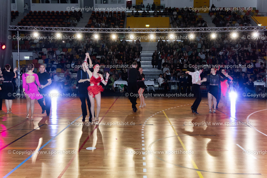 AR6_0375 | Rund um das Thema Sport-Event-Fotografie & individuelle Teilnehmerfotos. Jeder Teilnehmer wird fotografiert.