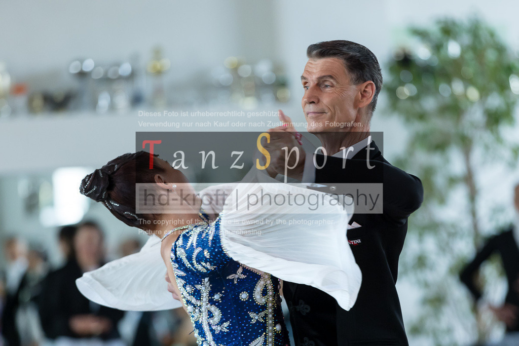 20240525_RL-Masters3-Std_4617 | Tanzsportbilder, Standardtanz, Lateintanz, WDSF, DTV, LTVB, dancecomp, goc, hessen tanzt, blaues band der spree, walzer, tango, wiener walzer, slowfox, quickstepp, samba, rumba, cha-cha-cha, paso doble. jive, hd-kroft photography, turniertanzsport